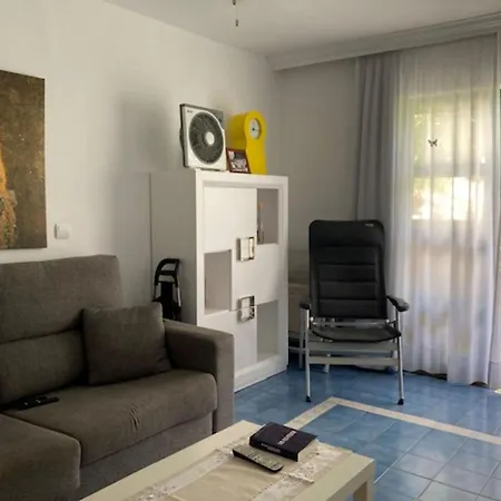 Lägenhet One Bedroom Marina Apartarment By El Sirocco *